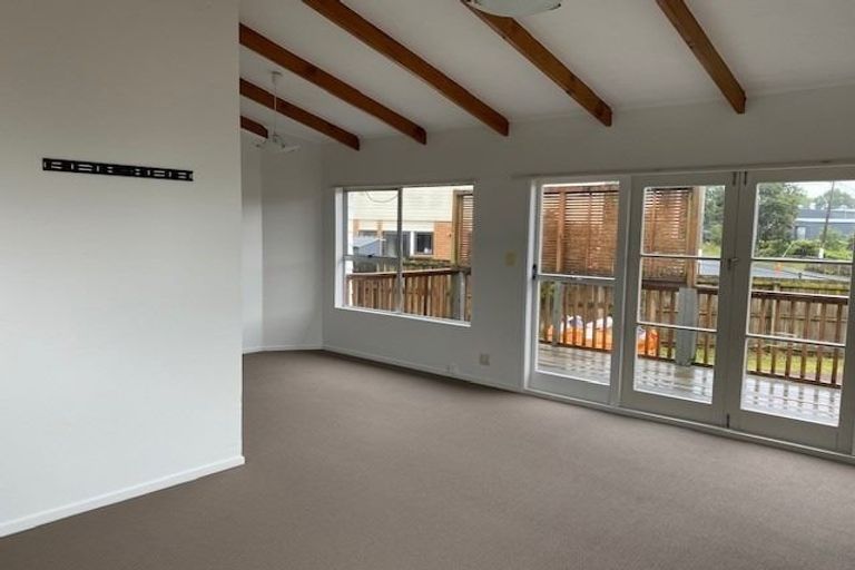 Photo of property in 1 Triangle Road, Massey, Auckland, 0614