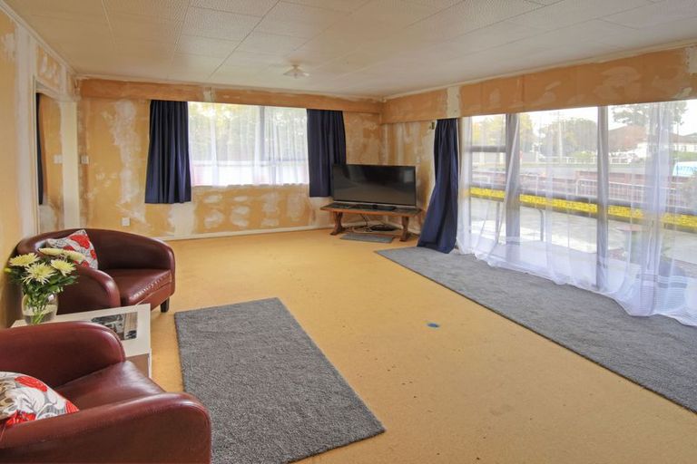 Photo of property in 28 Vivian Street, Solway, Masterton, 5810