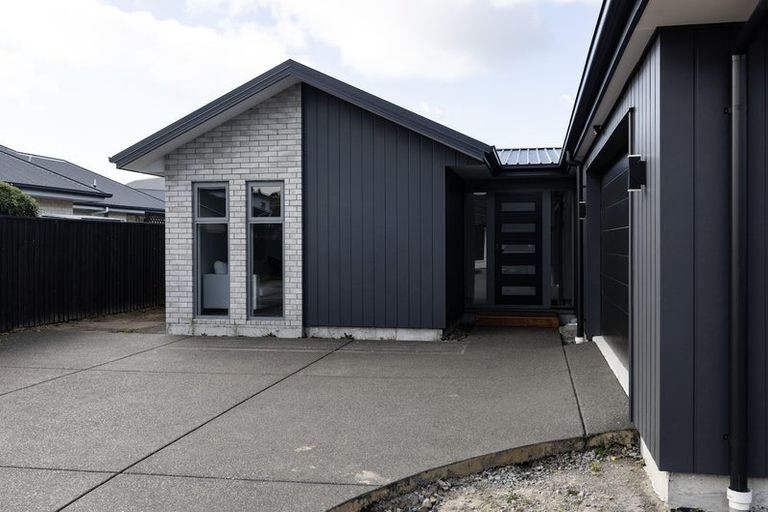 Photo of property in 12 Pipipi Lane, Halswell, Christchurch, 8025