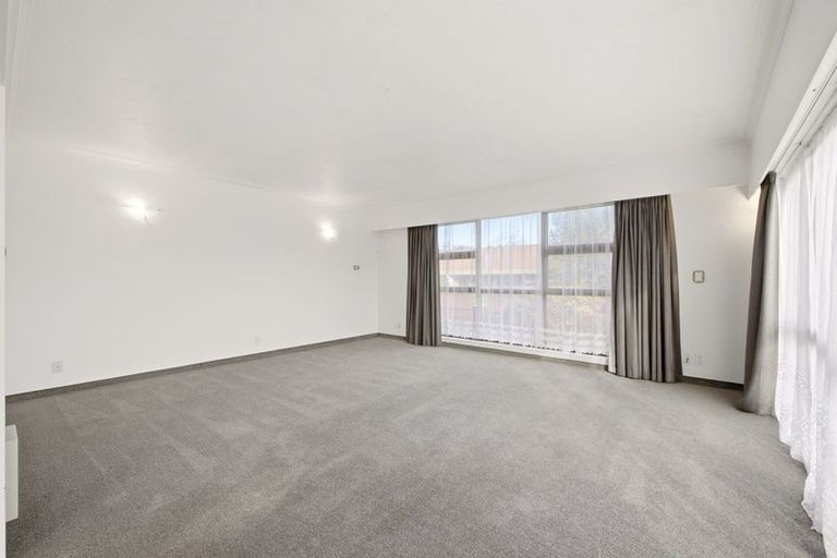 Photo of property in 54 Highsted Road, Bishopdale, Christchurch, 8053