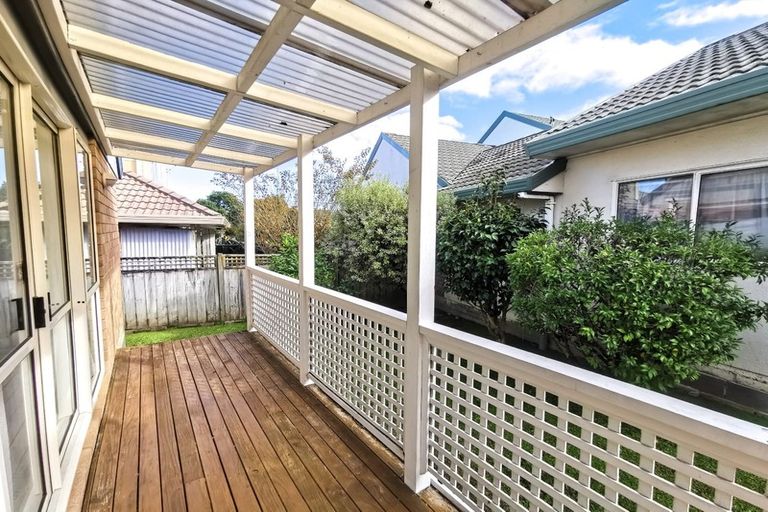 Photo of property in 27b Central Park Drive, Te Atatu South, Auckland, 0610