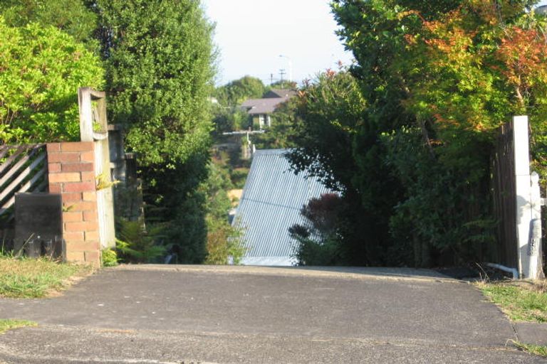 Photo of property in 1/148 Oaktree Avenue, Browns Bay, Auckland, 0630