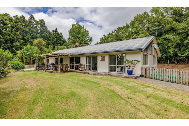 Photo of property in 216 Puketotara Road, Waipapa, Kerikeri, 0295