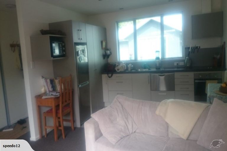 Photo of property in 4/9 Marsden Street, Heathcote Valley, Christchurch, 8022