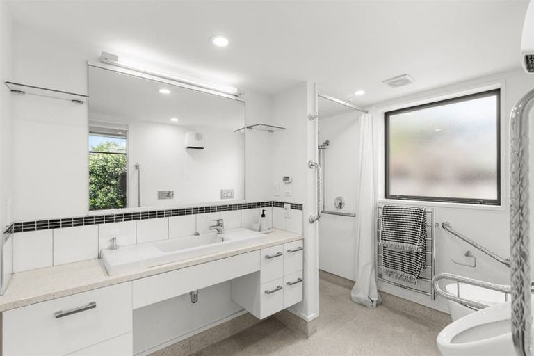 Photo of property in 1/29 Ilam Road, Upper Riccarton, Christchurch, 8041