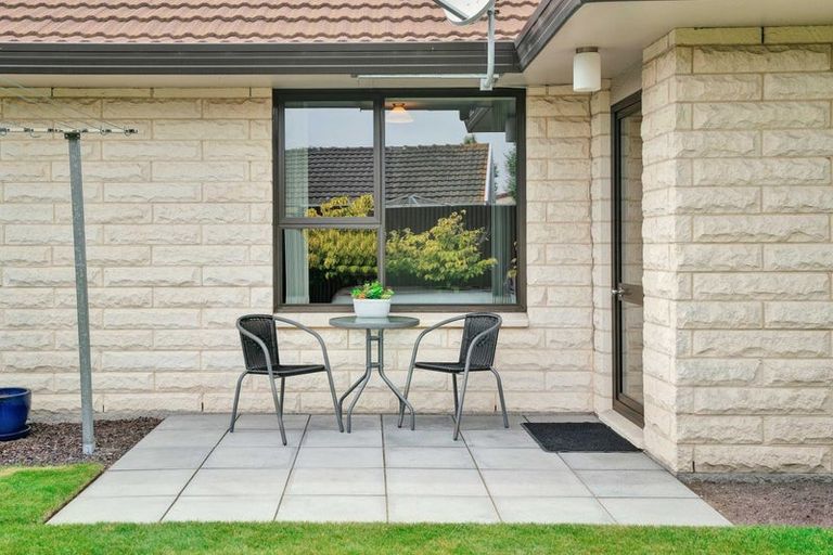 Photo of property in 1/9 Shamrock Place, Halswell, Christchurch, 8025