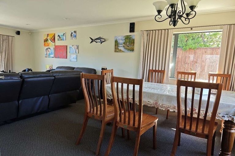 Photo of property in 8 Alvre Place, Flat Bush, Auckland, 2016