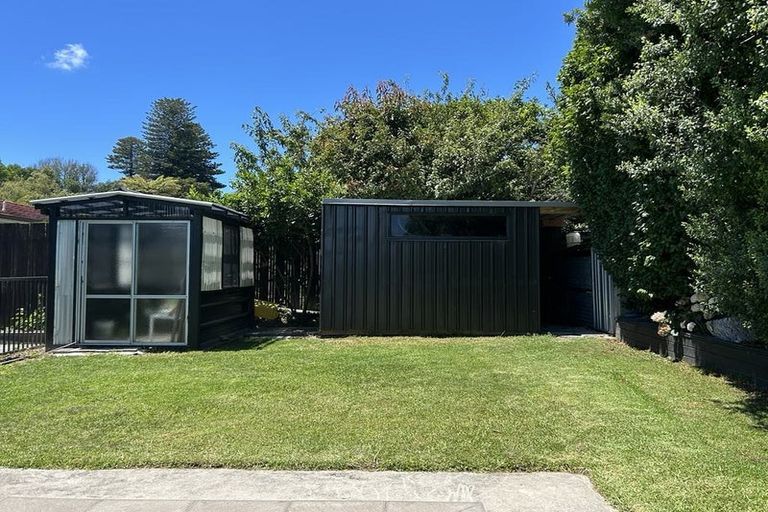 Photo of property in 15 Parkvale Road, Otumoetai, Tauranga, 3110