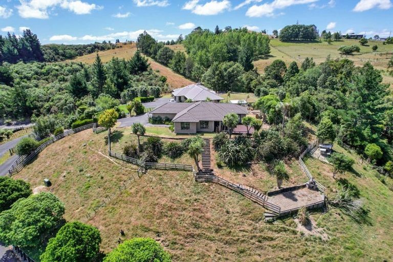 Photo of property in 797 Ponga Road, Opaheke, Papakura, 2584