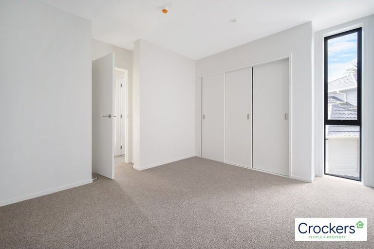 Photo of property in 3/10 Treasure Lane, Te Atatu South, Auckland, 0610