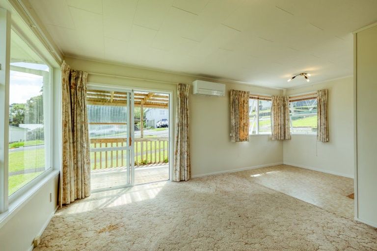 Photo of property in 29 Karaka Street, Helensville, 0800