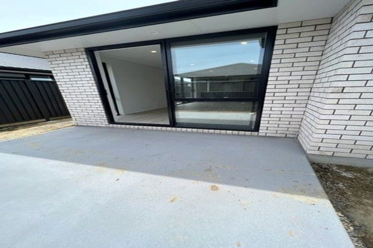 Photo of property in 14 Ash Lane, Omokoroa, 3114