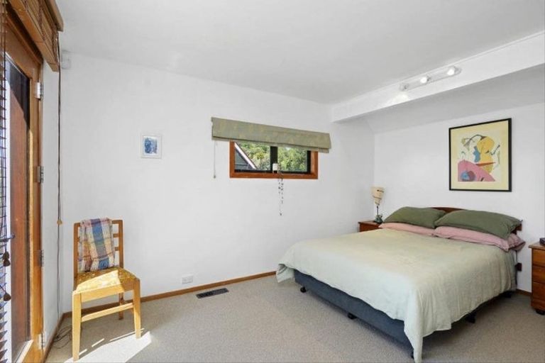 Photo of property in 4 De Thier Lane, Richmond Hill, Christchurch, 8081