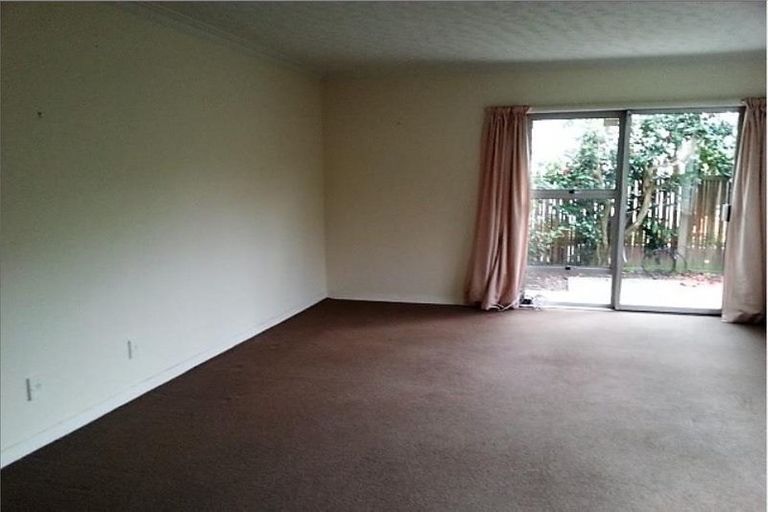 Photo of property in 4/58 Office Road, Merivale, Christchurch, 8014