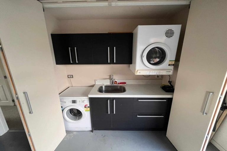 Photo of property in 11a Tainui Street, Somerfield, Christchurch, 8024