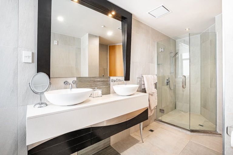 Photo of property in 12/95 Molesworth Street, Thorndon, Wellington, 6011