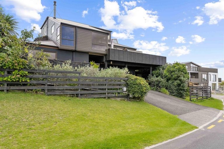 Photo of property in 116 Saint Patricks Row, Whangamata, 3620