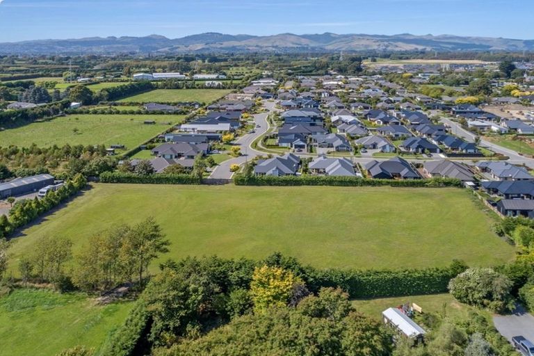 Photo of property in 1 Blade Mews, Prebbleton, 7604