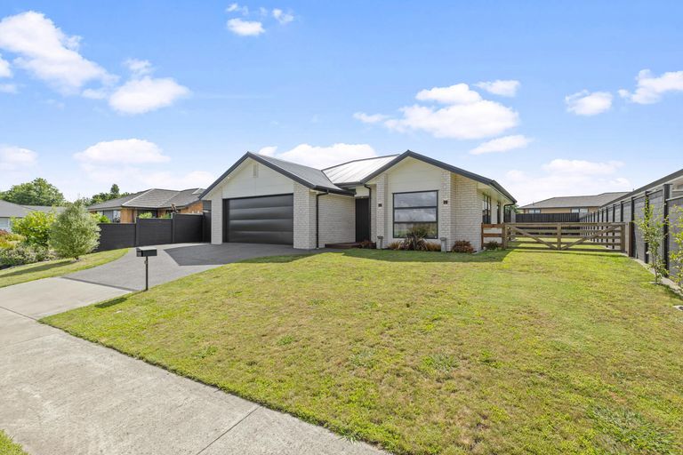 Photo of property in 10 Peakedale Drive, Matamata, 3400