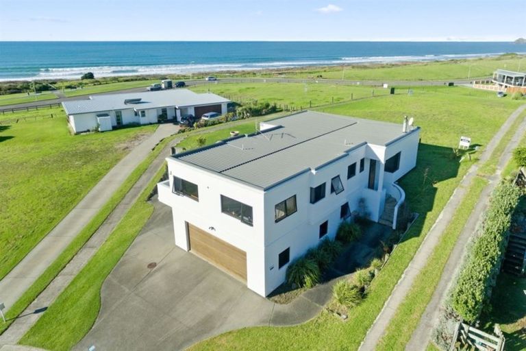 Photo of property in 15 Anchorage Grove, Coastlands, Whakatane, 3120