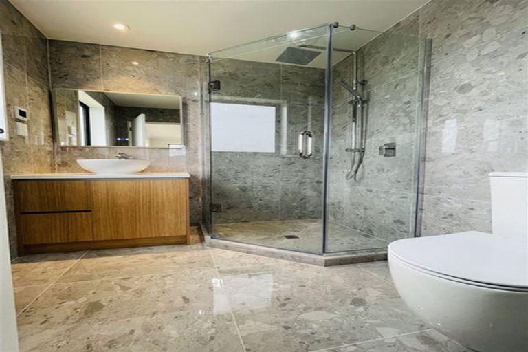 Photo of property in 111 Valderama Drive, Flat Bush, Auckland, 2019