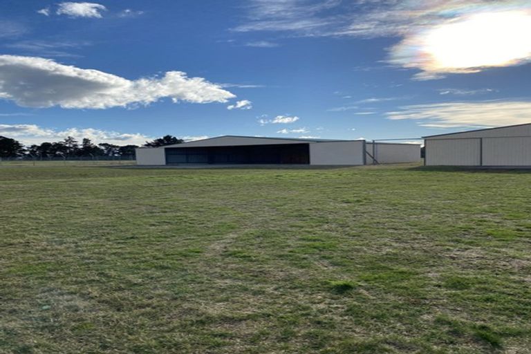 Photo of property in 25 Aviation Drive, Hobsonville, Auckland, 0616