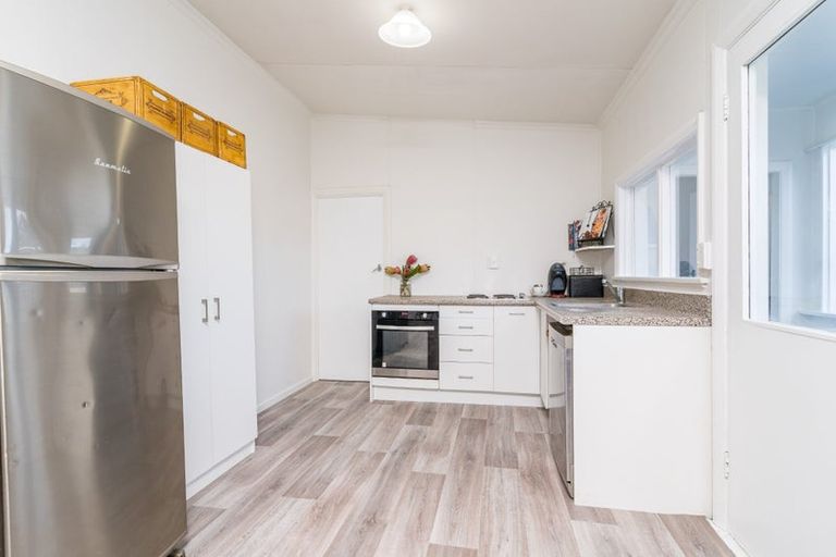 Photo of property in 96 Prince Albert Road, Saint Kilda, Dunedin, 9012