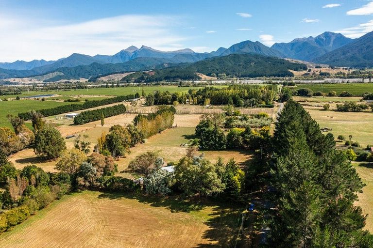 Photo of property in 23 Church Lane, Wairau Valley, Blenheim, 7271
