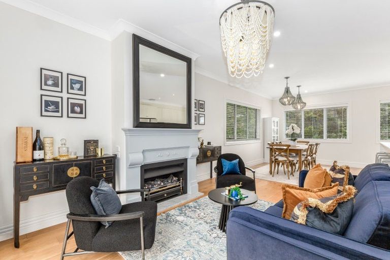 Photo of property in 23 Silverstream Road, Crofton Downs, Wellington, 6035