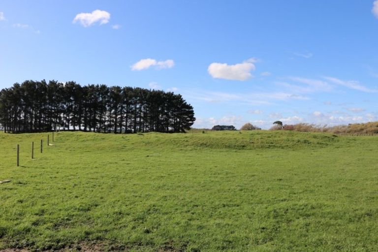 Photo of property in 70 Himatangi Beach Road, Himatangi, Foxton, 4891