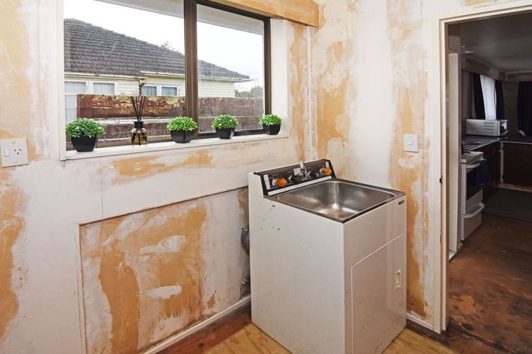 Photo of property in 28 Vivian Street, Solway, Masterton, 5810