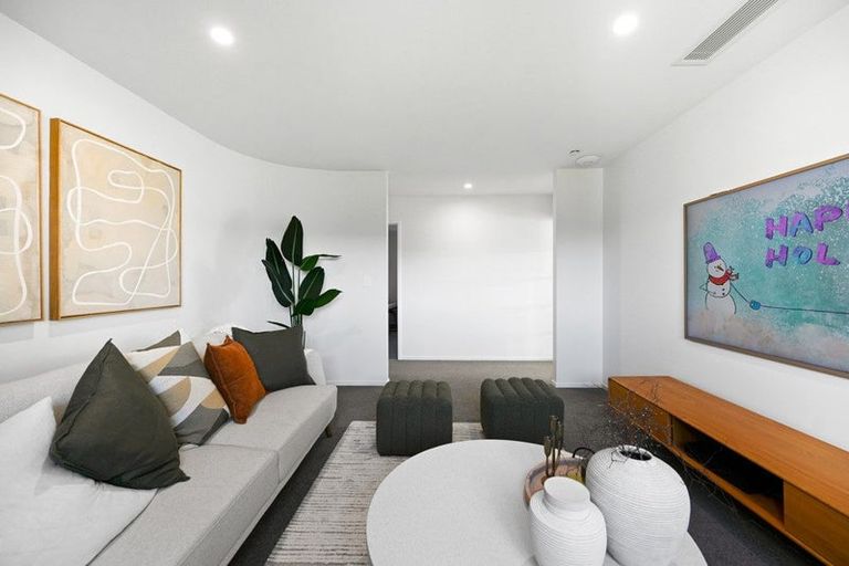 Photo of property in 9 Rose Leigh Drive, Cambridge, 3434