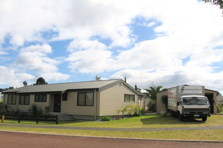 Photo of property in 21 Pleasant Place, Pauanui, Hikuai, 3579