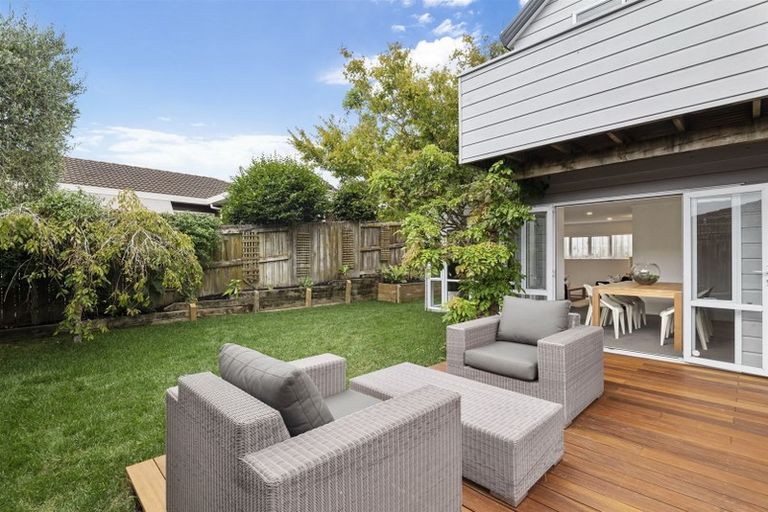 Photo of property in 3/24 Corunna Road, Milford, Auckland, 0620