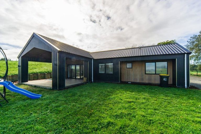 Photo of property in 2082 Kakaramea Road, Ngahinapouri, Hamilton, 3290