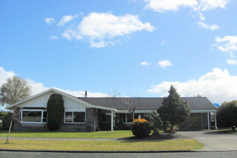 Photo of property in 18 Stanley Street, Wharewaka, Taupo, 3330