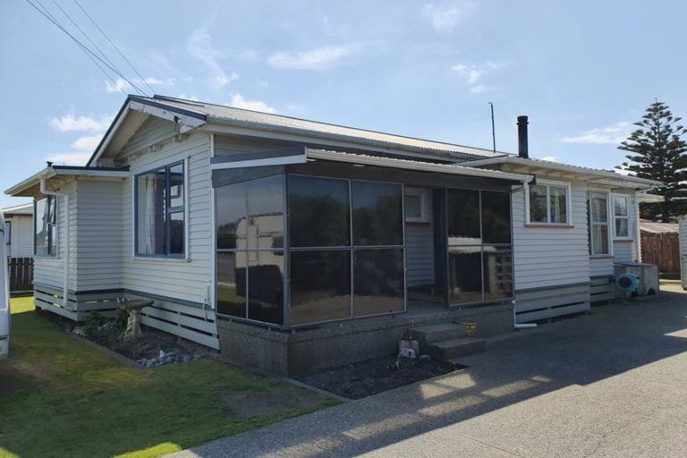 Photo of property in 85 Blake Street, Blaketown, Greymouth, 7805