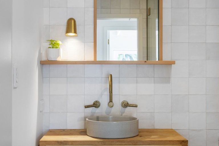 Photo of property in 86a Oceanview Road, Mount Maunganui, 3116