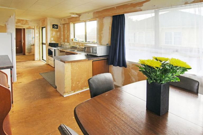 Photo of property in 28 Vivian Street, Solway, Masterton, 5810