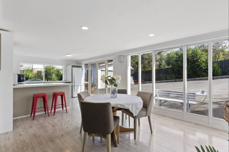 Photo of property in 31a Cockle Bay Road, Cockle Bay, Auckland, 2014