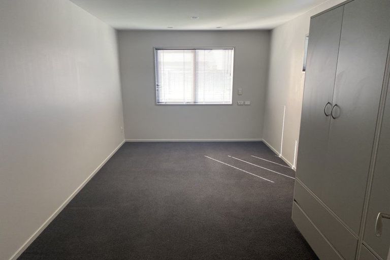 Photo of property in 12 O'dea Place, Burnside, Christchurch, 8053