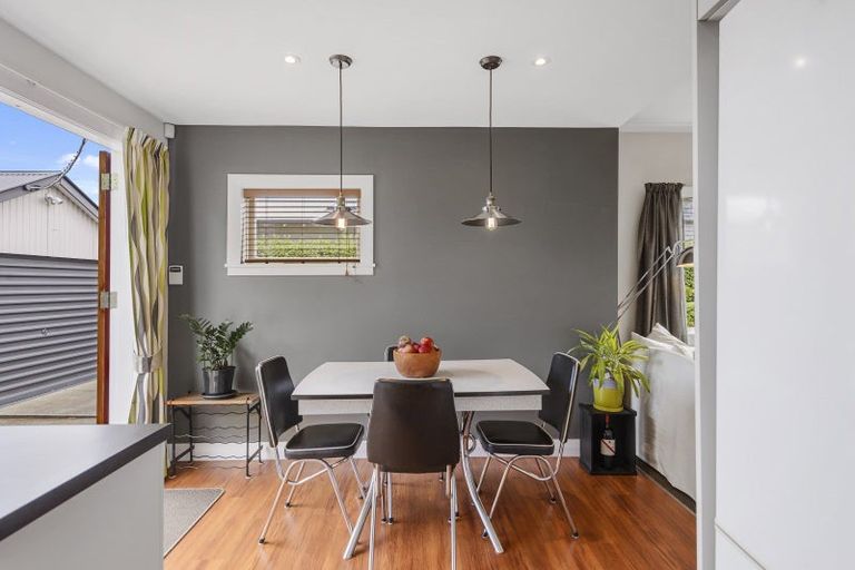 Photo of property in 80 Martin Avenue, Beckenham, Christchurch, 8023