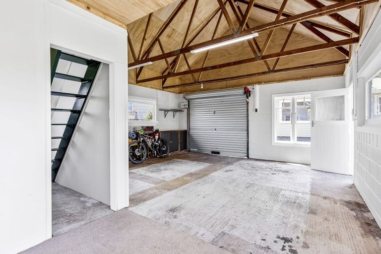 Photo of property in 60 Te Kupe Road, Paraparaumu Beach, Paraparaumu, 5032