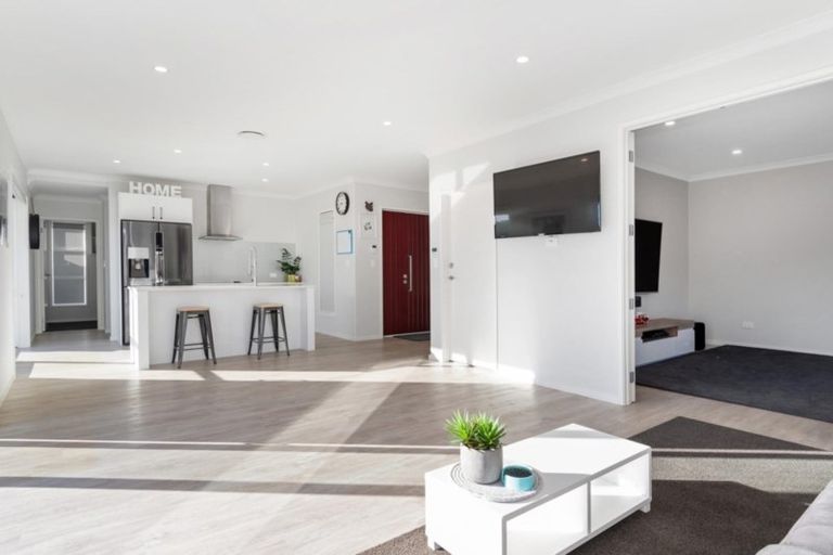 Photo of property in 4 Omapere Lane, Pyes Pa, Tauranga, 3112