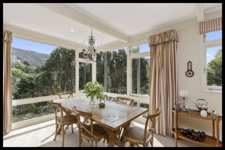 Photo of property in 29 Spencer Street, Crofton Downs, Wellington, 6035