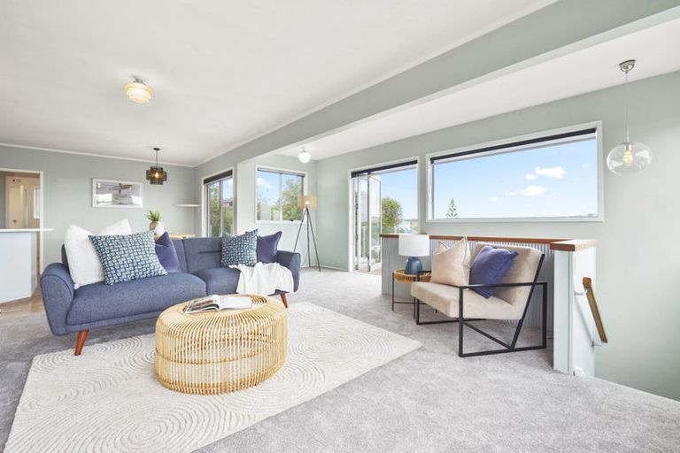Photo of property in 9 Everard Avenue, Army Bay, Whangaparaoa, 0930