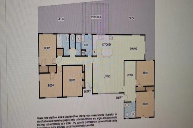 Photo of property in 2 Vanbrugh Place, Bucklands Beach, Auckland, 2014