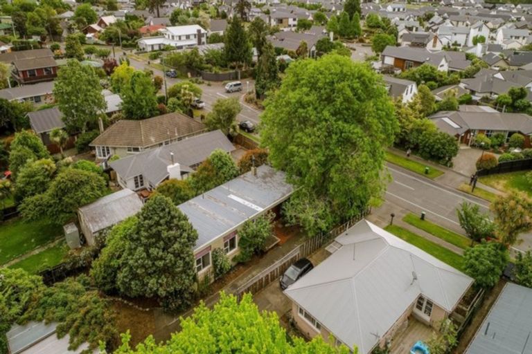 Photo of property in 50 Waitikiri Drive, Parklands, Christchurch, 8083