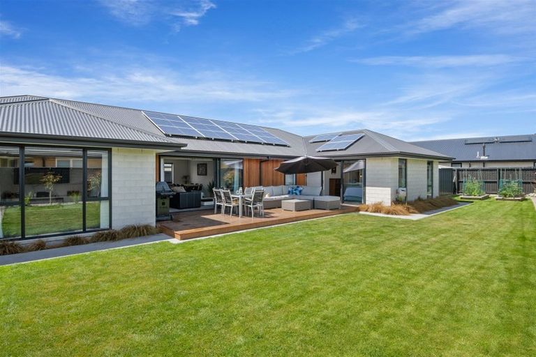 Photo of property in 6 Beak Street, Rolleston, 7615