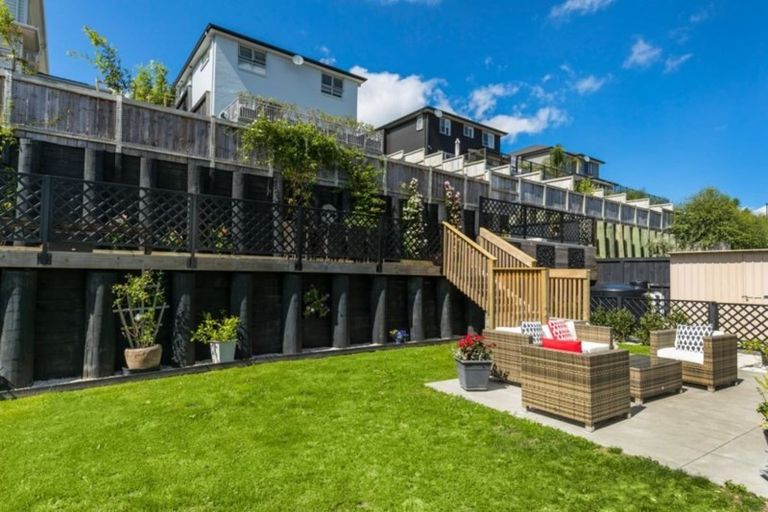 Photo of property in 78 Mackay Drive, Greenhithe, Auckland, 0632